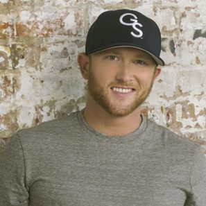 The Streak Continues: Cole Swindell Earns 6th Consecutive No. 1 Single, “Middle of a Memory”